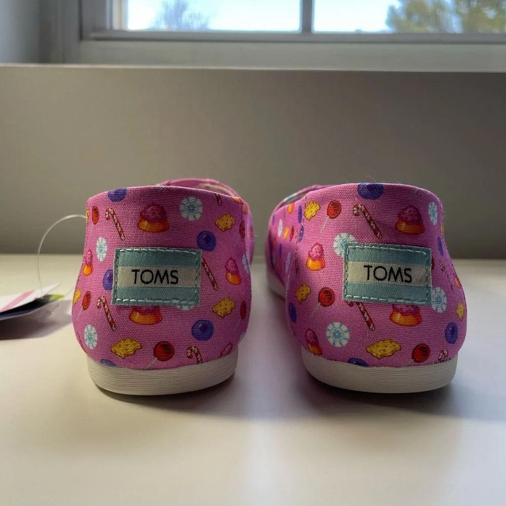 Candy Land TOMS LTD Edition NWT - Picture 7 of 10